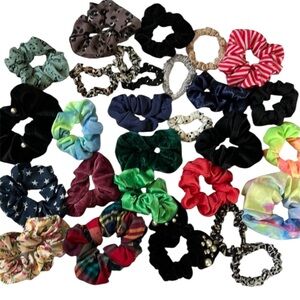 28 Piece - Aerie Scrunchie Tie Dye Leopard Velvet Stripe Pearl Beaded Lot